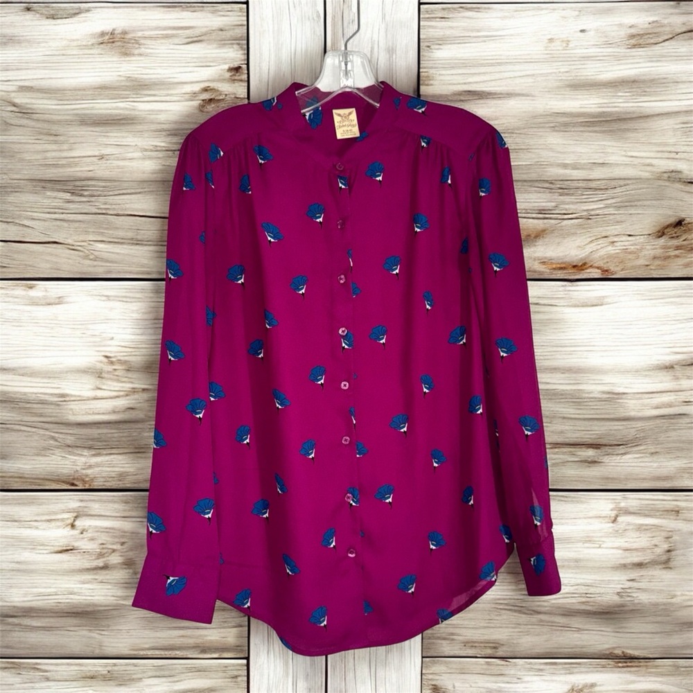 Faded Glory Magenta Button Down Shirt with Blue Flower Accents size S (4-6)